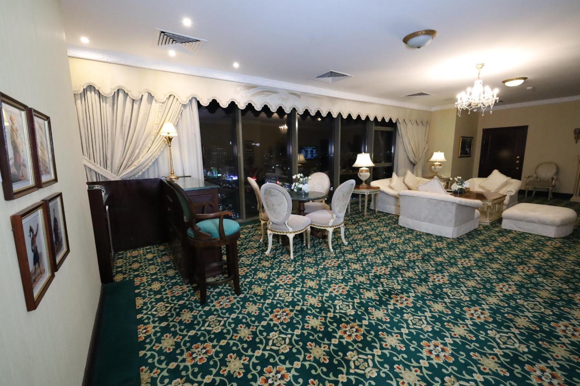 Habitat All Suites, Al Khobar Exterior foto A suite at the hotel